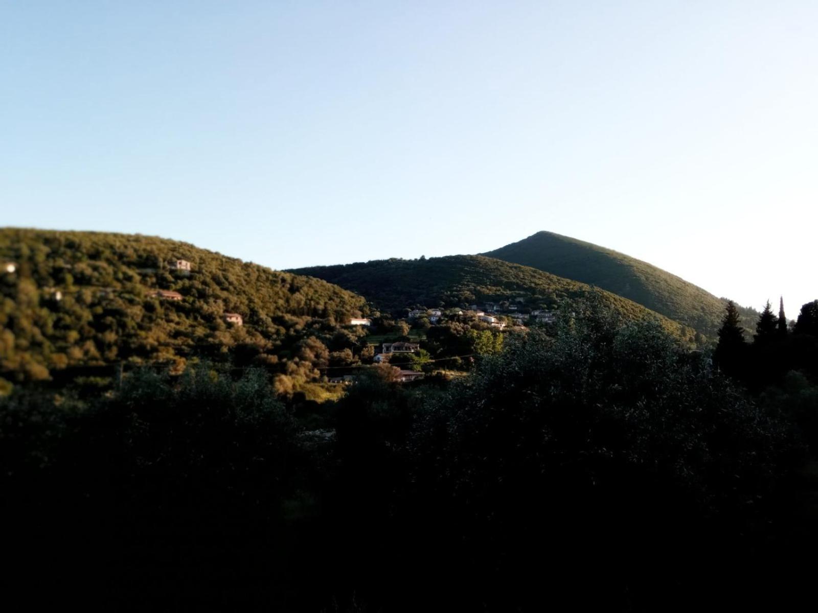 Lily Home_Lefkada ~ Private Country House Kondaraíni Buitenkant foto